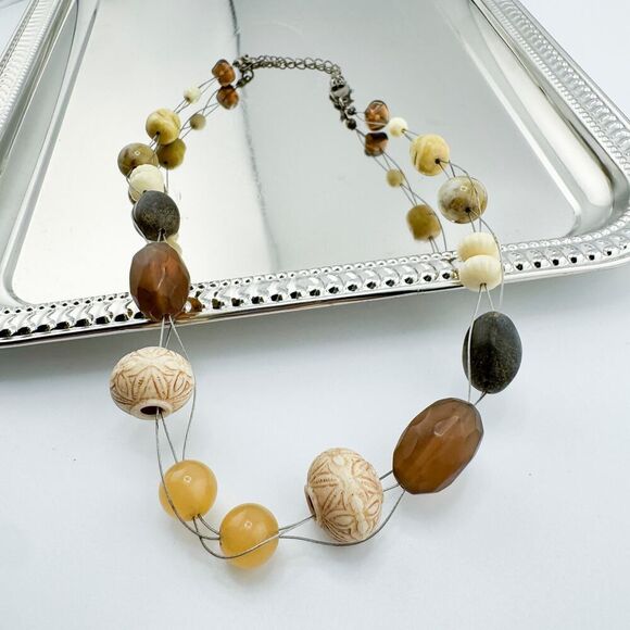 Vintage Beaded Necklace Natural Cream Lightweight Boho Beach Retro Dainty Carved - Picture 3 of 9